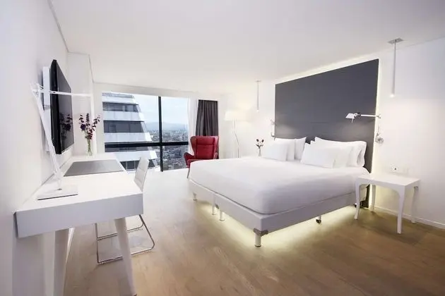 Premium Oda (2 Double Beds)