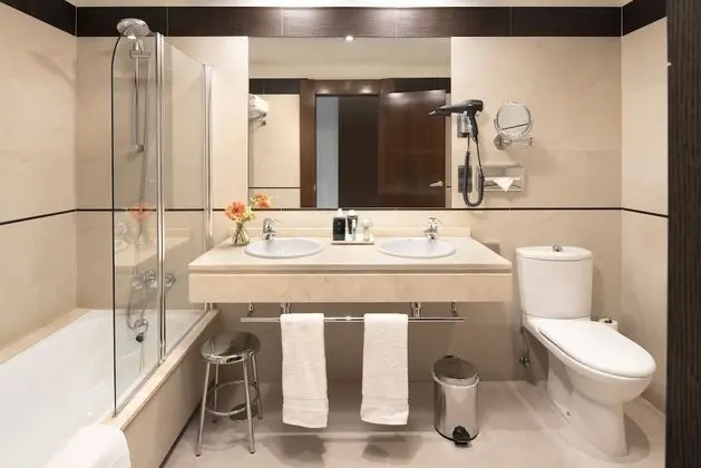 Superior Oda, Manzaralı