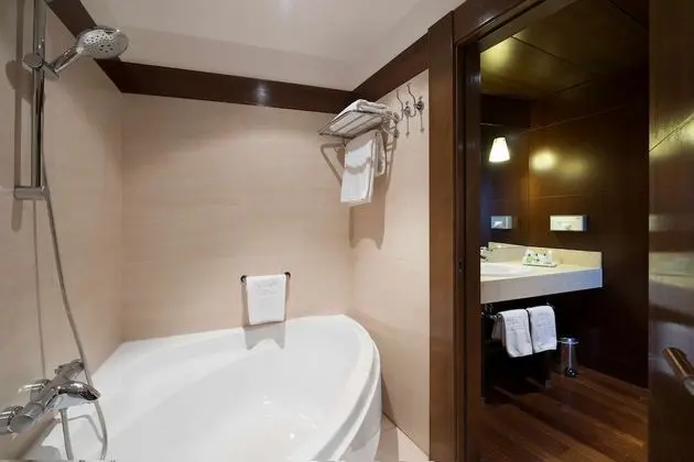 Superior Oda, Manzaralı