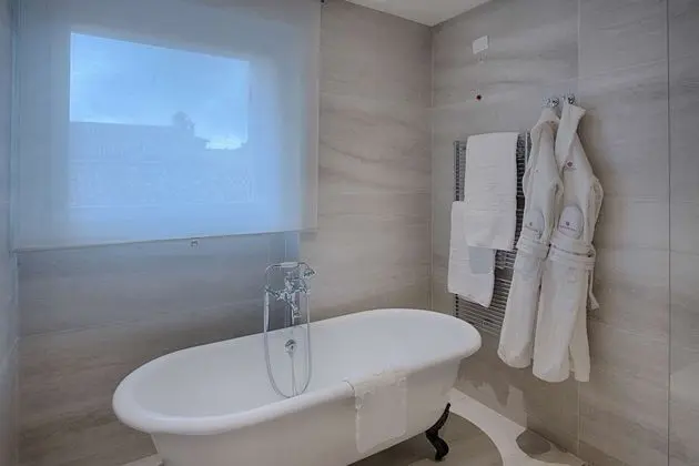 Süit (Extra Bed 3 adults)