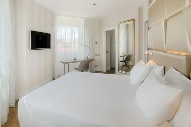 Junior Süit (Extra Bed 3 adults)