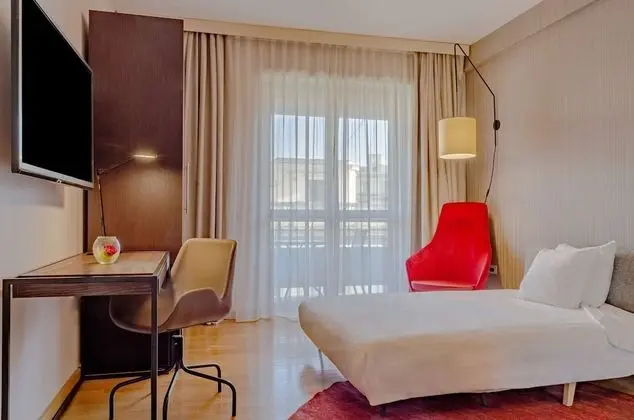 Junior Süit (Extra Bed 2 adults + 1 child)