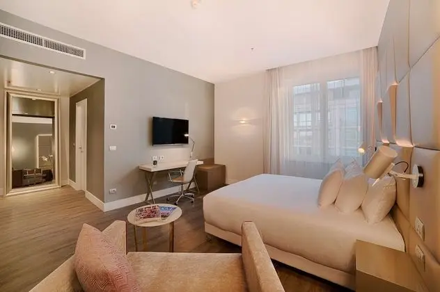 Premium Oda (Extra Large Extra Bed 2adults+1child)