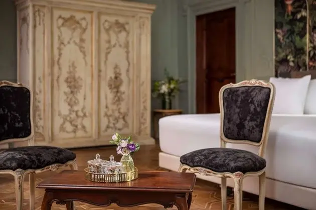 Junior Süit (Extra Bed 3 adults)