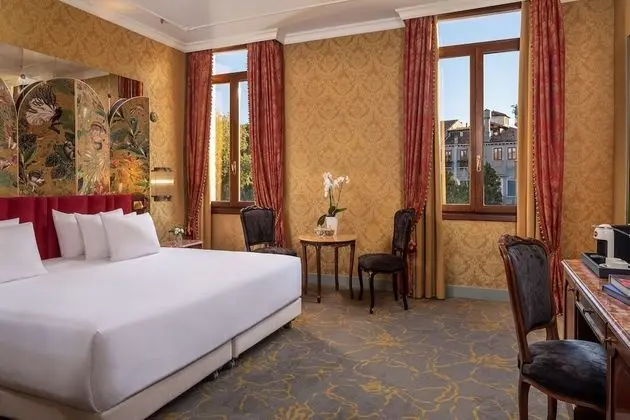 Premium Oda, Kanal Manzaralı (Extra Bed 3 adults)