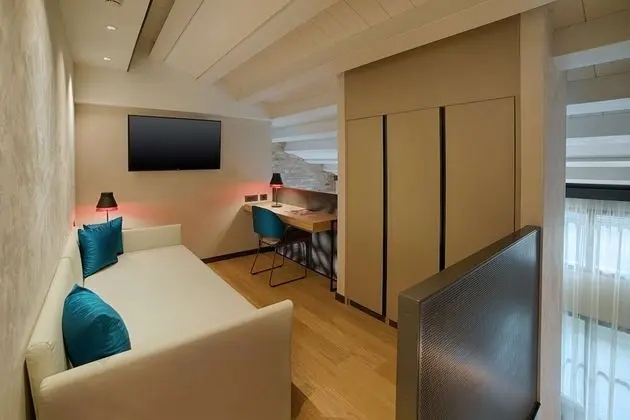 Junior Süit (Duplex Extra Bed 3ad+1ch)