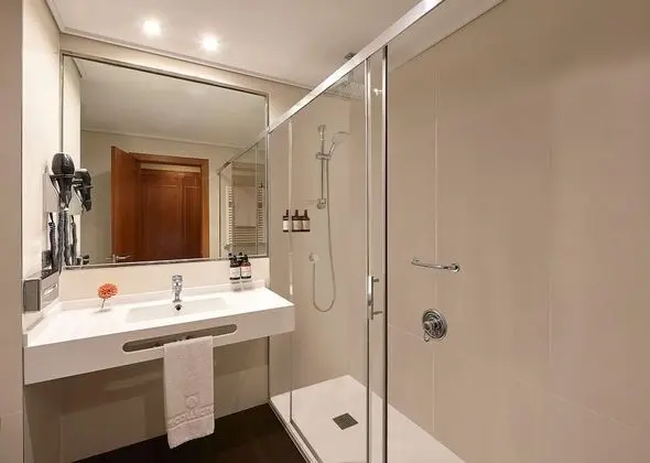 Family Dört Kişilik Oda
