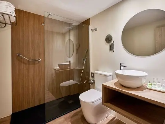 Standard Tek Büyük Yataklı Oda