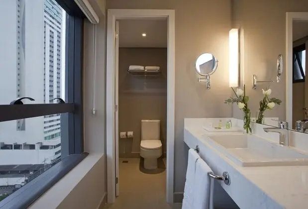 Business Tek Büyük Yataklı Oda, 1 Çift Kişilik Yatak, Balkon, Şehir Manzaralı