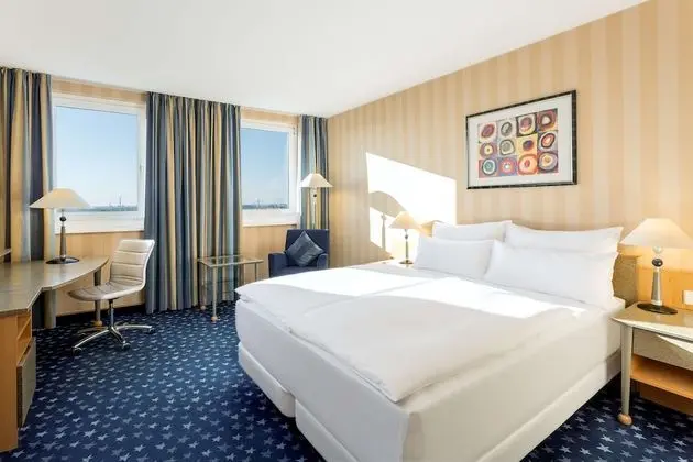 Standard Oda (Extra Bed 3 adults)