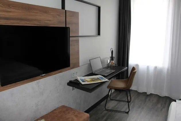 Tek Büyük Yataklı Oda (Feelgood)