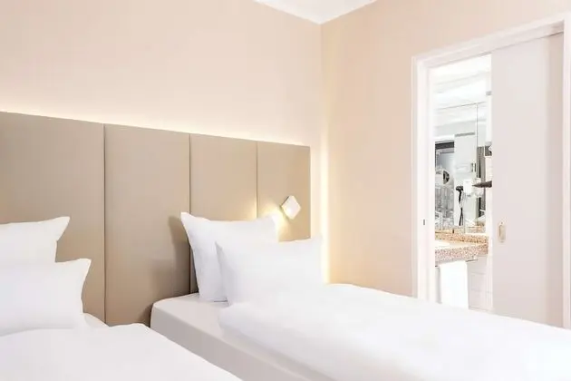Junior Süit, Avlu (Extra Bed 2 adults + 1 child)