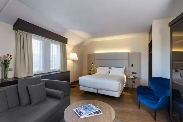 Junior Süit (Extra Bed 2 Adults + 2 Children)