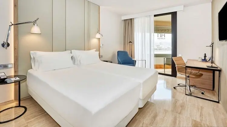 Superior Oda, Teras (View, Extra Bed 3 Adults)
