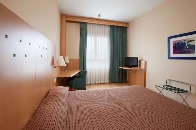 Standard Oda (Extra Bed 3 adults)