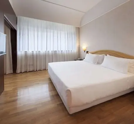 Junior Süit (Extra Bed 2 Adults + 1 Child)