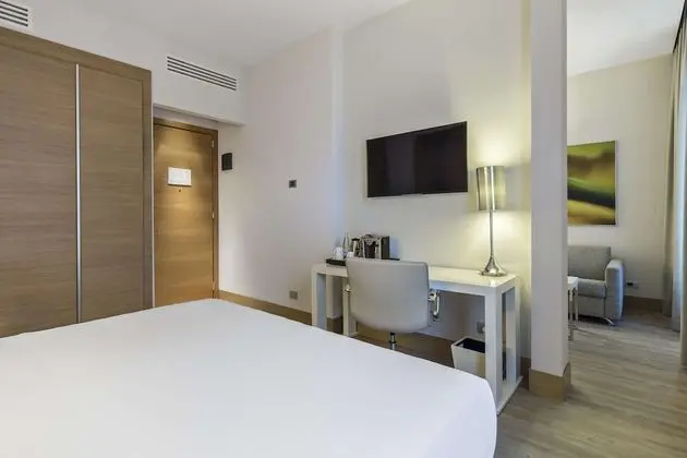 Junior Süit (Extra Bed 2 adults + 1 child)