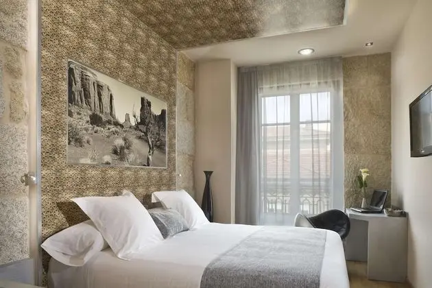 Family Oda (2 Adults + 1 Child)