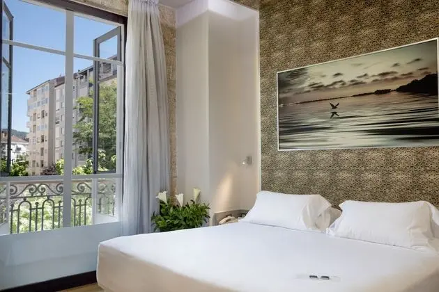 Family Oda (2 Adults + 1 Child)