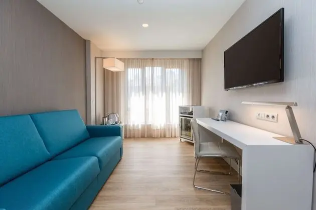 Junior Süit (Extra Bed 2 adults + 2 children)