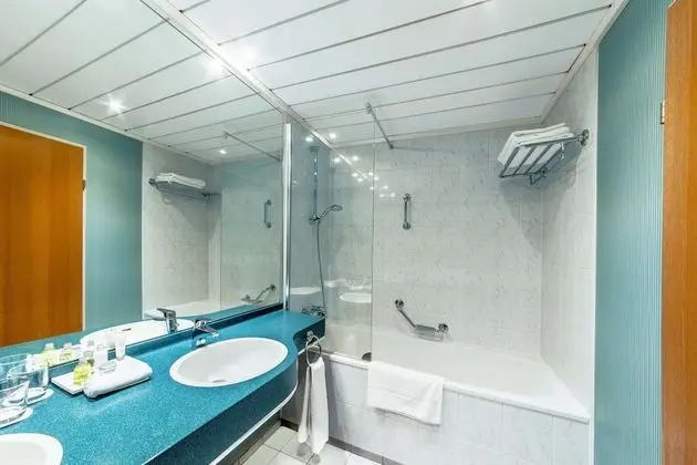 Standard Oda (Extra Bed 3 adults)