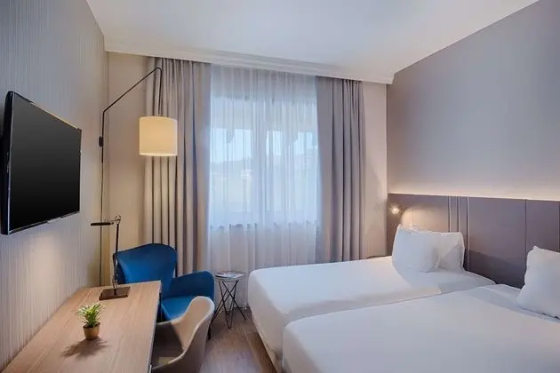 Family Oda (Adjoining Room 4 Adults)