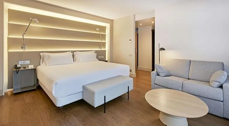 Junior Süit, Teras (Extra Bed 2 adults + 1 child)