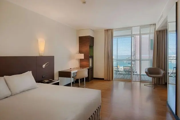 Junior Süit (Extra Bed 3 adults)