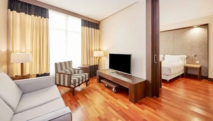 Family Oda (Adjoining Room, 2AD+2CH)