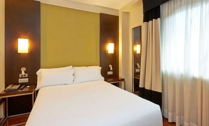 Family Oda (Adjoining Room, extra bed 3AD+2CH)