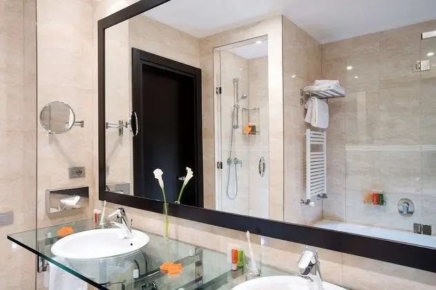 Standard Oda, Manzaralı