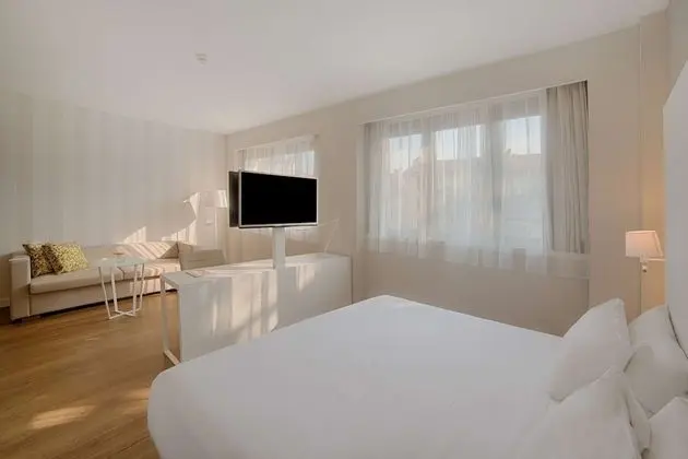 Junior Süit (Extra Bed 3 adults)