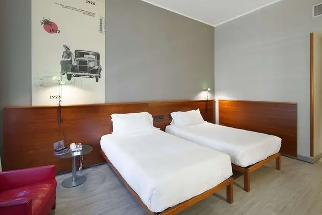 Standard Oda, Manzaralı