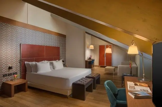 Junior Süit (Extra Bed 3 adults)