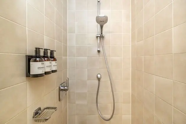 Standard Oda, Avlu Manzaralı