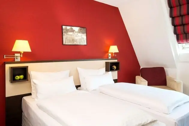 Family Oda (Adjoining Room, extra bed 2AD+3CH)