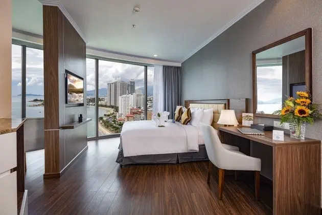 Ev Ocean View