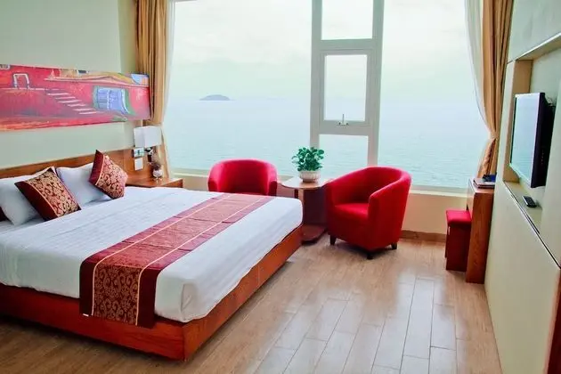 Superior Tek Büyük veya İki Ayrı Yataklı Oda, Deniz Manzaralı