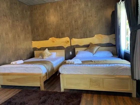 Stüdyo, Göl Manzaralı