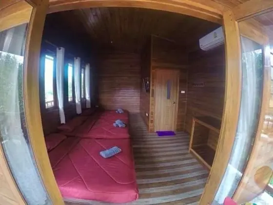 2 Bedrooms with Karaoke