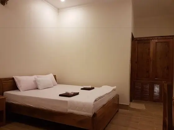 Deluxe Bungalov, Havuz Manzaralı