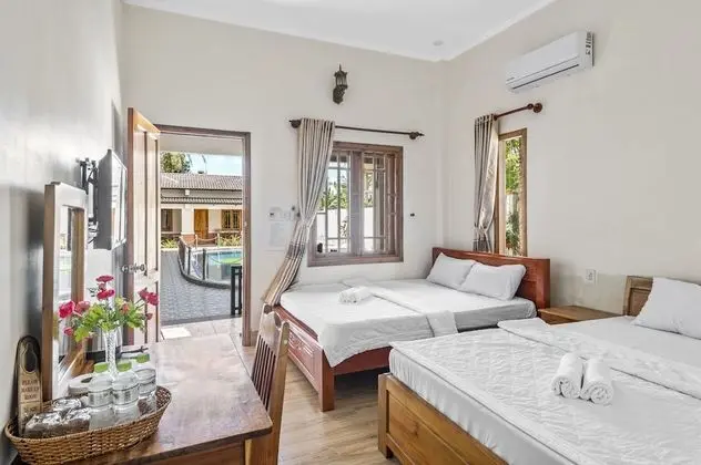 Family Bungalov, Havuz Manzaralı
