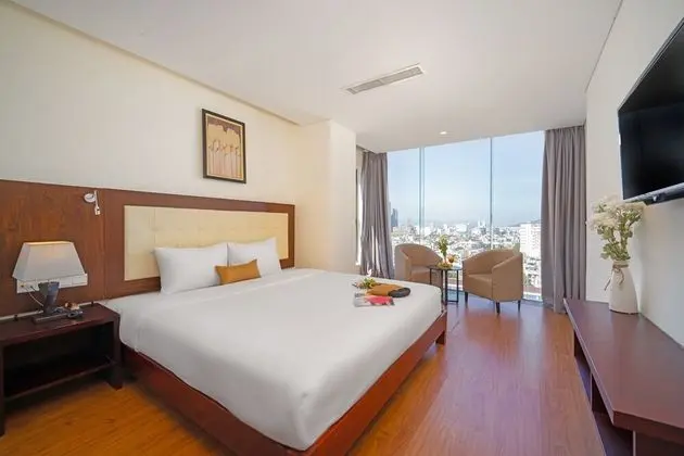 Deluxe Tek Büyük Yataklı Oda, Nehir Manzaralı