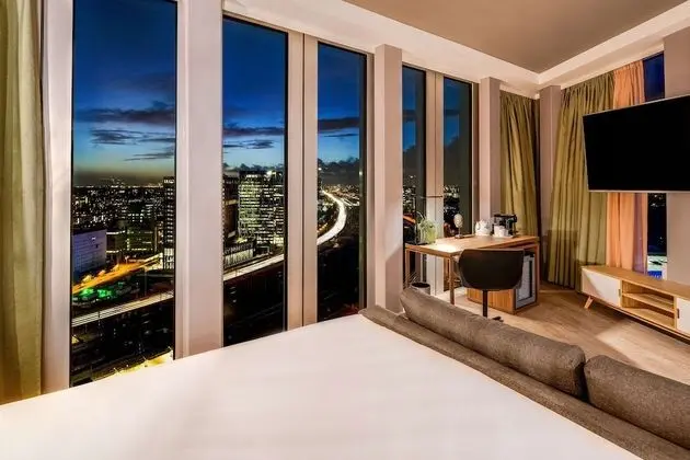 nhow Premium room Double View with Bath King