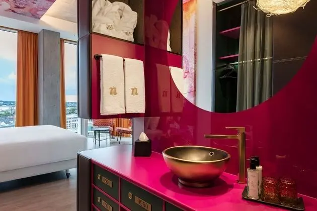 nhow Junior Suite + VIP Lounge