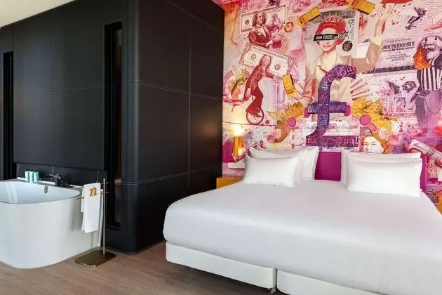 nhow Junior Suite + VIP Lounge