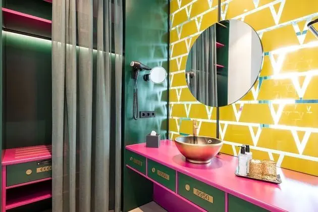 nhow Junior Suite + VIP Lounge