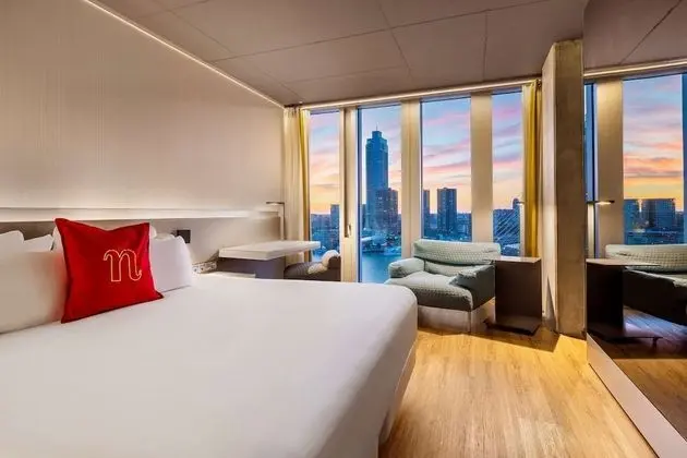 Premium Oda (Skyline View, Nhow)