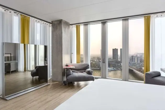 Premium Oda (Skyline View, Nhow)