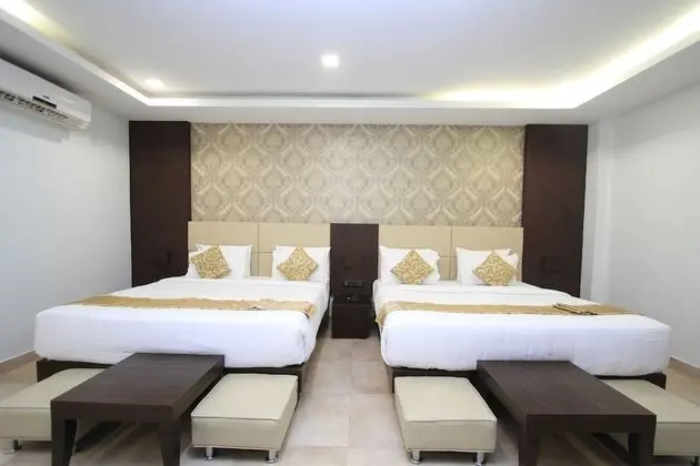 Family Tek Büyük veya İki Ayrı Yataklı Oda, 2 Yatak Odası, Şehir Manzaralı